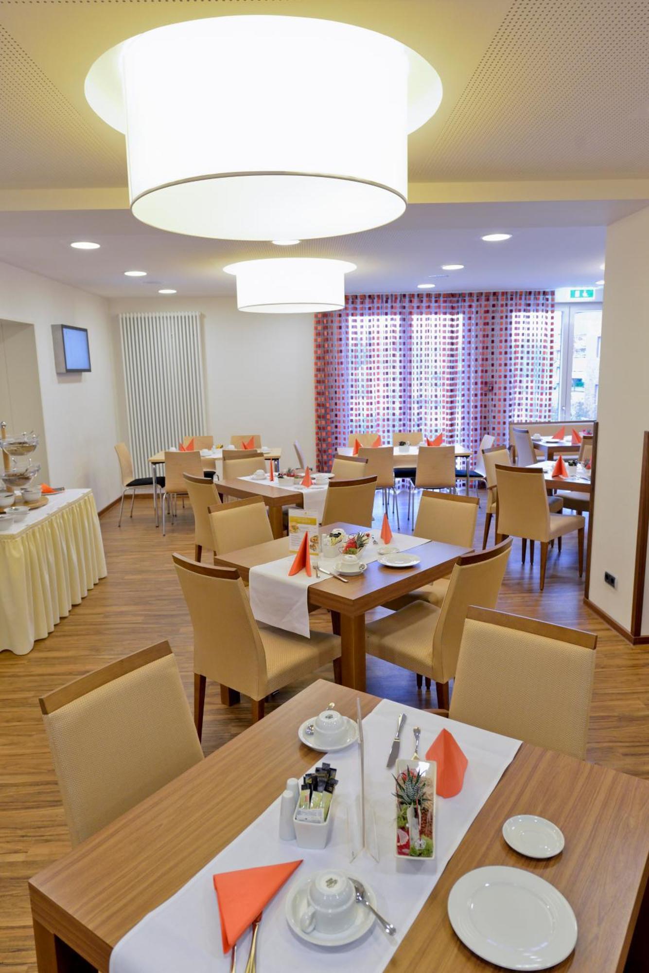Hotel Klostergarten เคเวลาร์ ภายนอก รูปภาพ