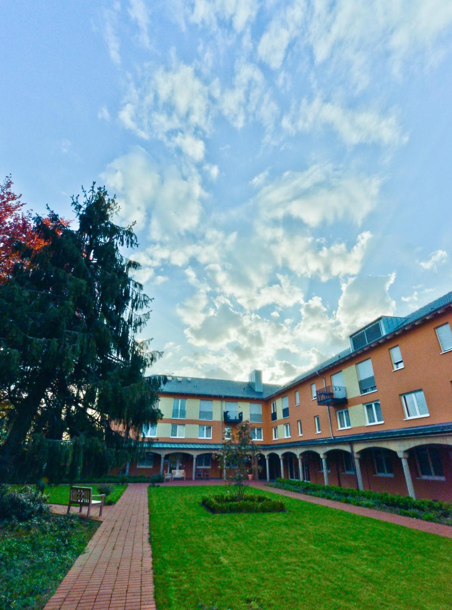 Hotel Klostergarten เคเวลาร์ ภายนอก รูปภาพ
