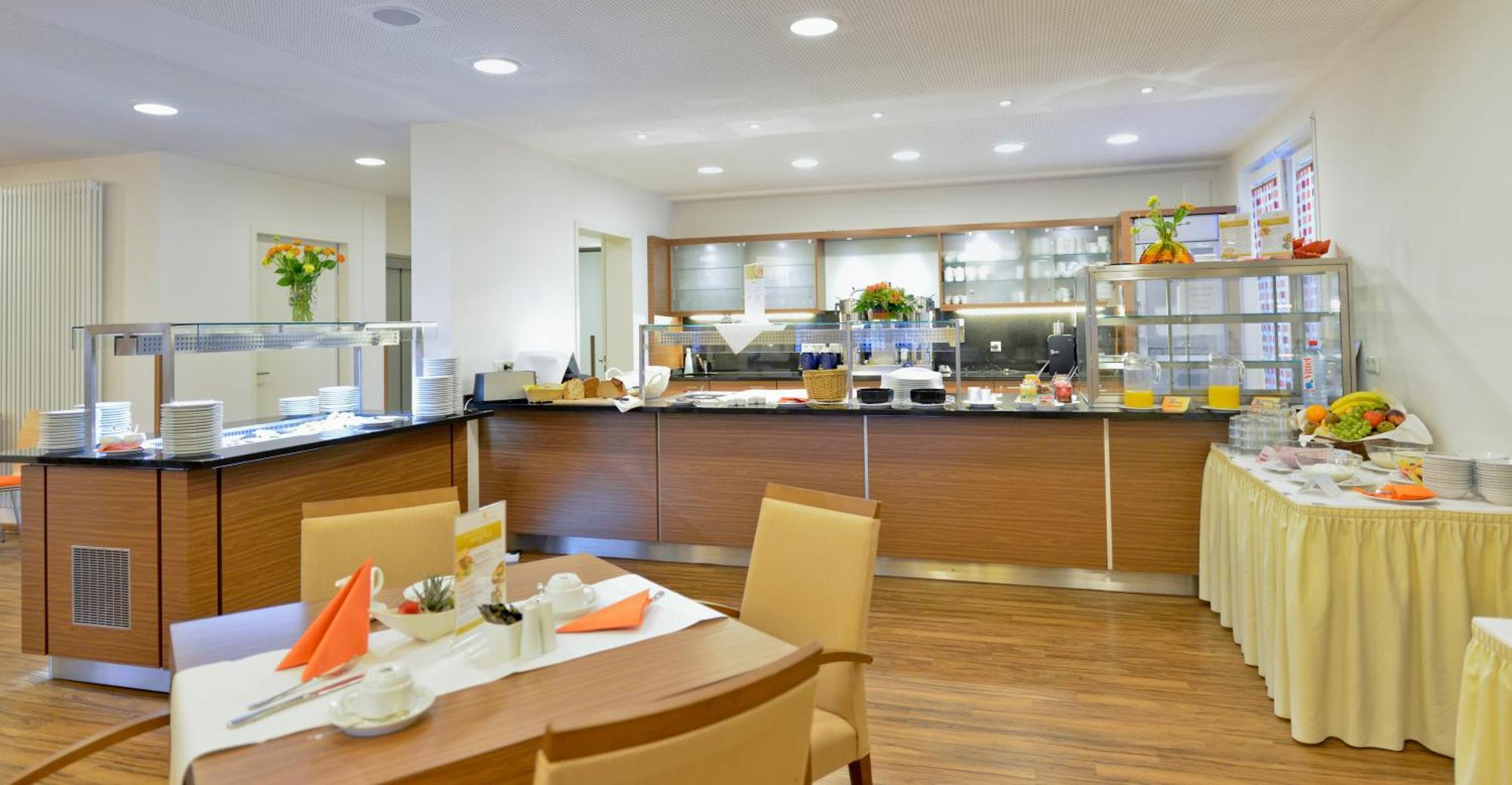 Hotel Klostergarten เคเวลาร์ ภายนอก รูปภาพ