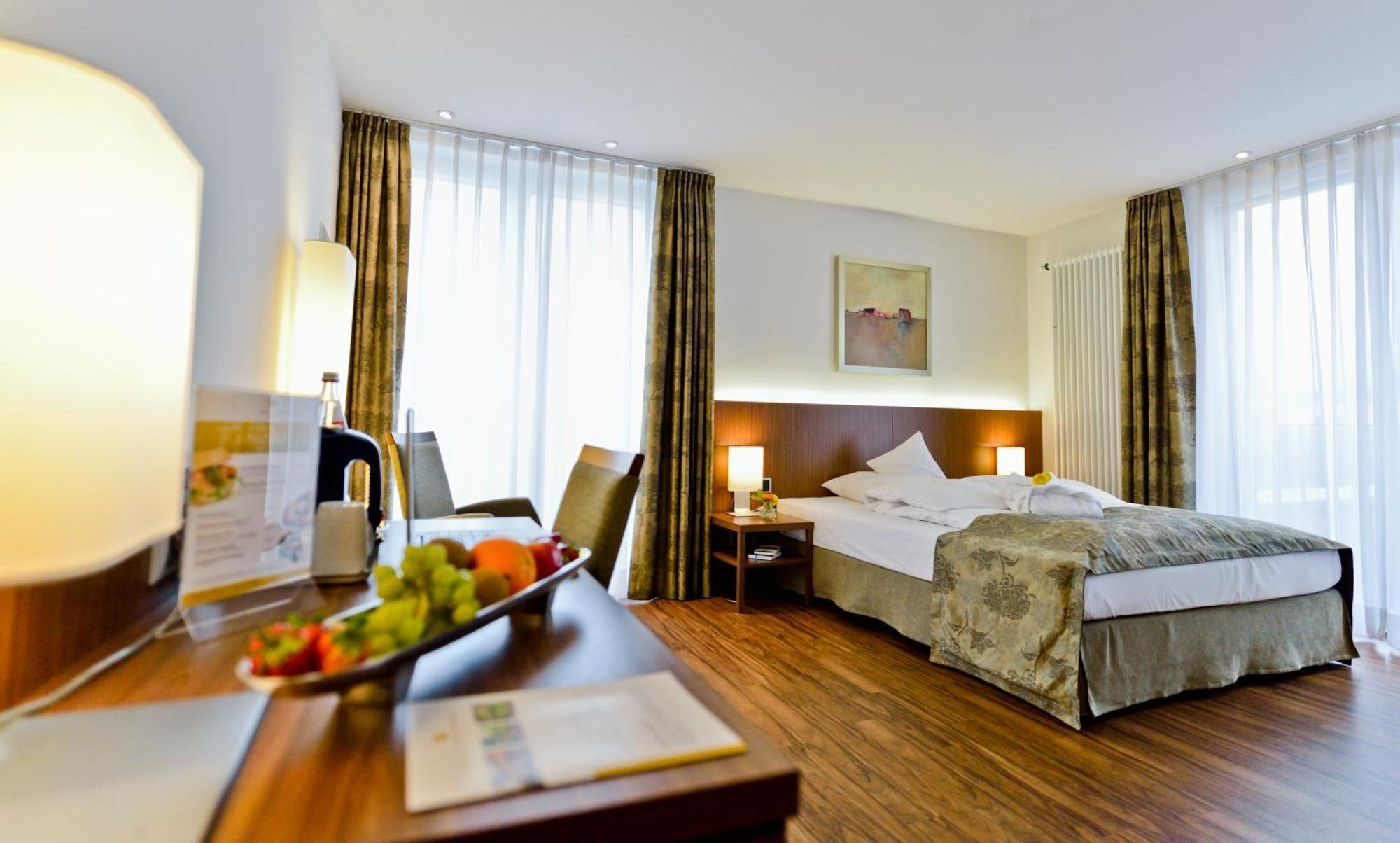 Hotel Klostergarten เคเวลาร์ ภายนอก รูปภาพ